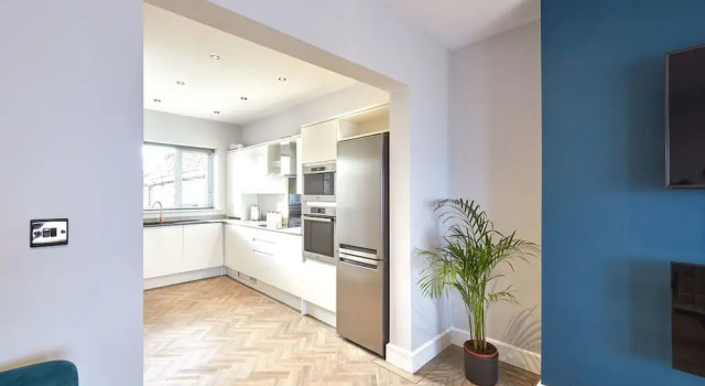 Апартаменты Host Stay Bellevue Apartment 1