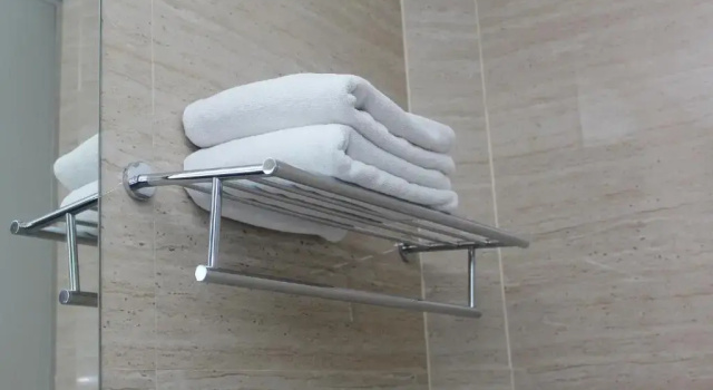 Вилла Thongs Inn - KNO Kualanamu Transit Hotel