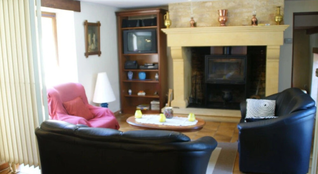 Cozy Holiday Home in Villefranche-du-Perigord with TV