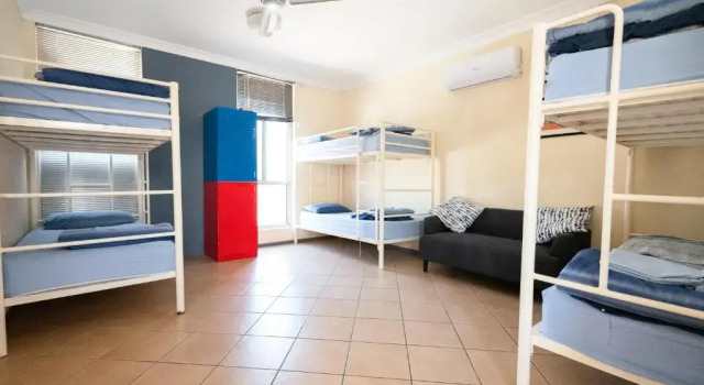 Кровать в общем номере (мужской номер) Rockhampton Backpackers