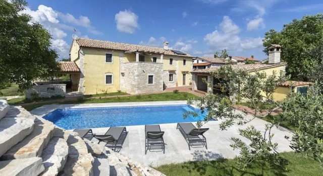 Вилла Ive in Orbanići with 5 bedrooms and 2 bathrooms