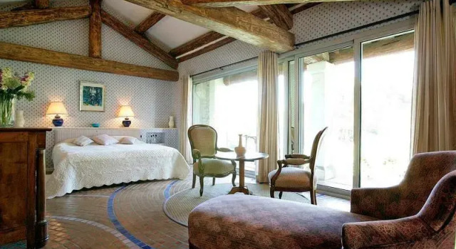 Двухместный номер Standard с красивым видом из окна Auberge De Noves