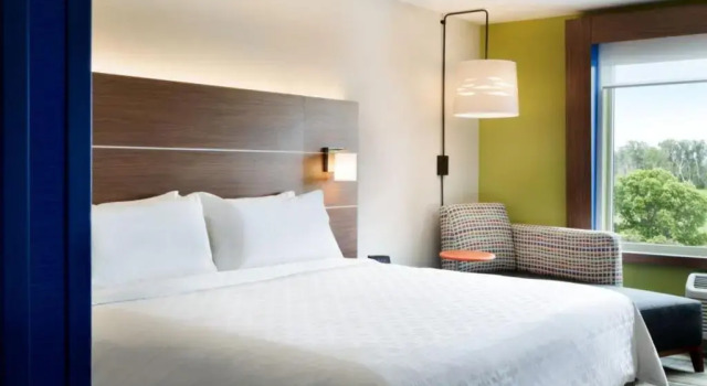 Номер Standard Holiday Inn Express & Suites Heath - Newark by IHG
