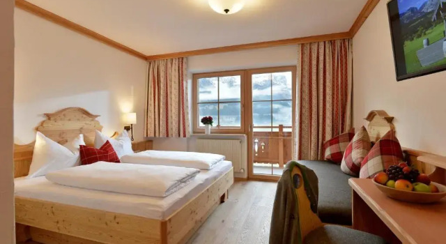 Двухместный номер Standard с балконом Hotel Ritterhof Ellmau