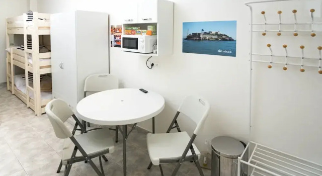 Номер Standard Prison Apartment - Locked up in Prague