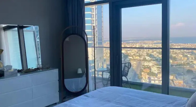Апартаменты Gorgeous 2 Br in Paramount