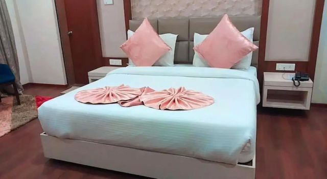 Hotel Swamiraj, Забронировать Отель Отели штата Махараштры 3 звезды, 3*
