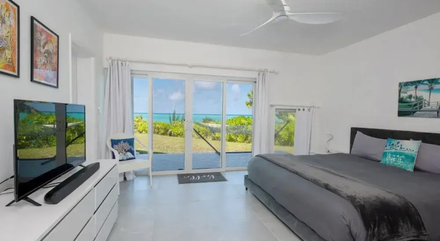 Caribbean Dream: Secluded Villa With Private Beachfront, Book Villa Sommerhuse i Double Bay, Hytte