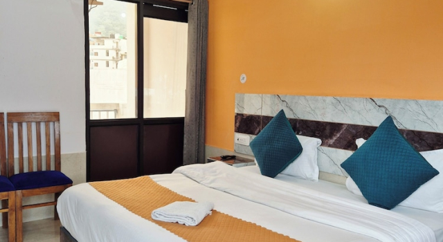 Номер Deluxe Manzil Hostel