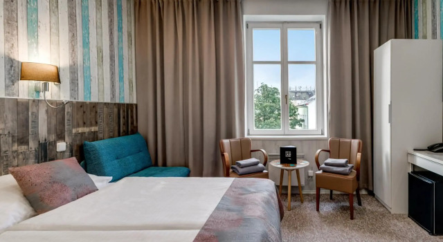 Royal Court Hotel