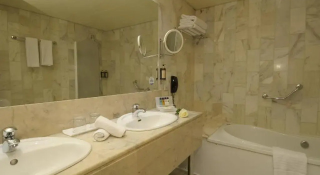 Одноместный номер Executive Castelli Hotel Nicosia