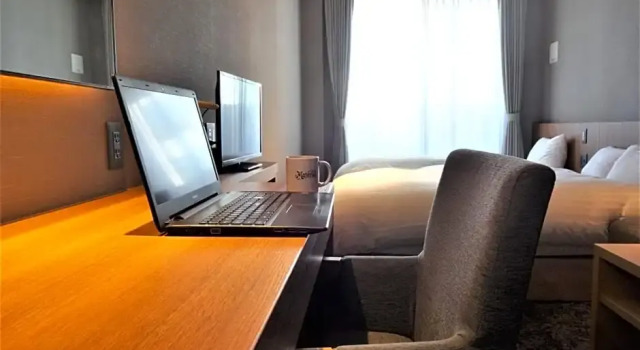 Номер Standard MATERIAL Fuchomae