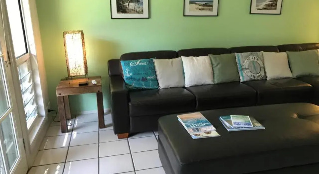 Апартаменты Coral Beach Noosa Resort