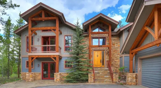 Marksberry by RedAwning, Rezerwuj Hotel Hotele w Vail Ski z parkingiem, Parking