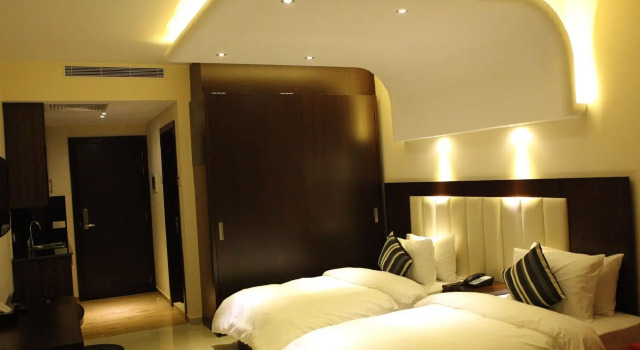 Полулюкс Jounieh Suites Boutique Hotel