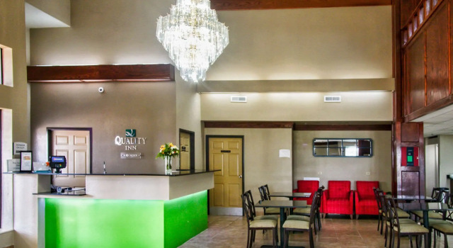 Quality Inn Moore - Oklahoma City