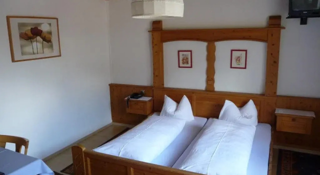 Gasthof Zellerstuben, Rezervovat Hotel Hotely v Tyrolsko se snídaní, Snídaně