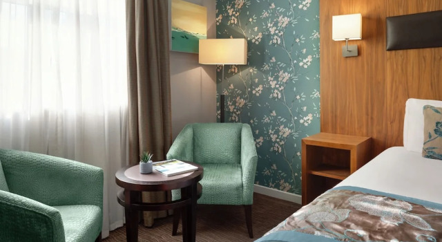 Двухместный номер Business Ramada by Wyndham Cheltenham