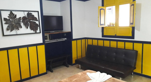 Hostal Finca Cardonales, Rezervovat Hostel Hotely v Santander se snídaní, Snídaně