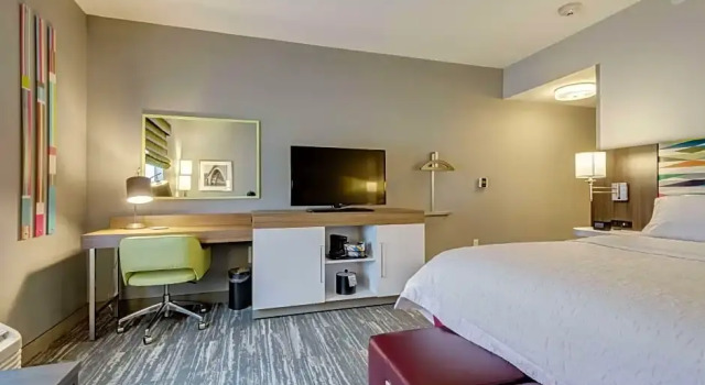 Люкс Hampton Inn-St. Louis Wentzville, MO