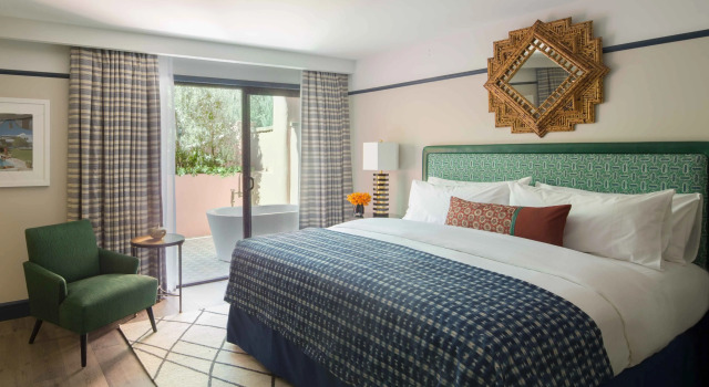 Полулюкс Sands Hotel and Spa