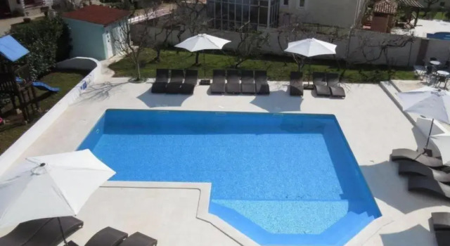 Resindenz Benni 7 mit beheiztem grossem Pool