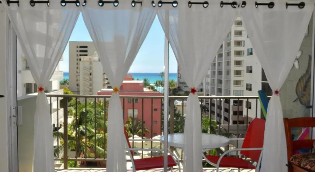 Апартаменты Jennys Cottage Waikiki