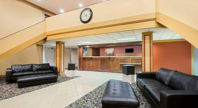 Studio 6 Suites Fremont, OH, Забронировать Отель Отели штата Огайо с завтраком, Завтраки