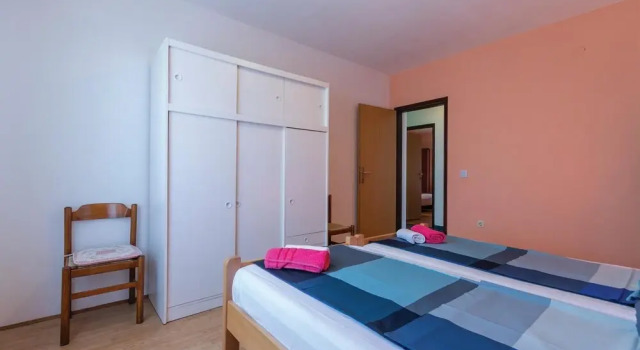 Beautiful Apartment in Rovinjsko Selo With 4 Bedrooms