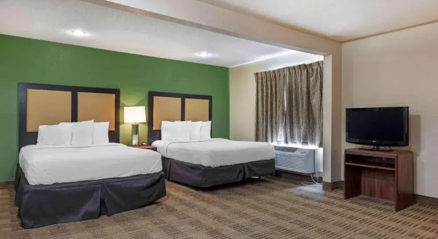 Четырёхместный номер Standard Studio 6 Corporate Extended Stay Indianapolis, IN - North Carmel