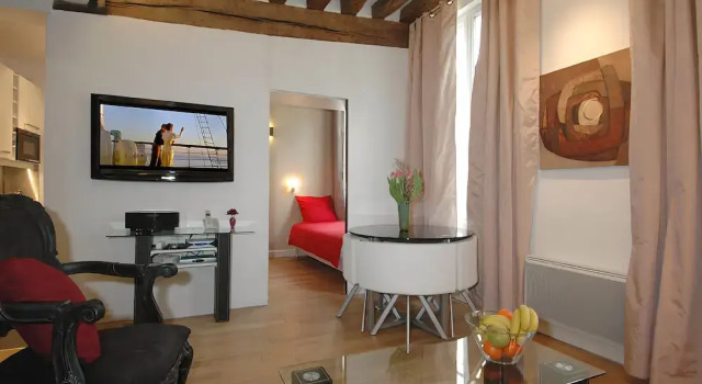 HolidaysInParis-Bourg Tibourg II, Забронировать Отель 4-й округ: Отель-де-Виль Париж, рядом с Станция метро Rambuteau