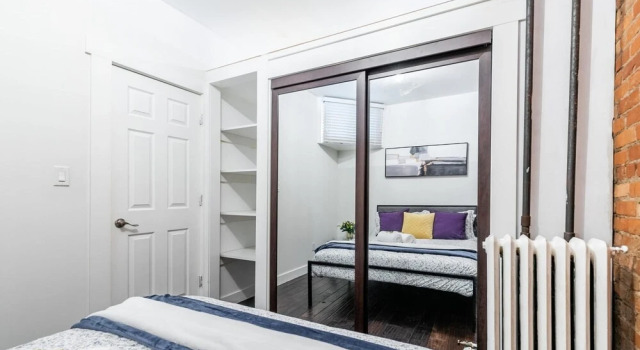 1BR - Boutique Apartment - Prime Location, Varaa Huoneisto Hamilton 