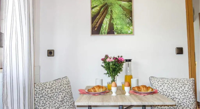 Nice Apartment in Jesberg - Densberg With 2 Bedrooms and Wifi, Prenota Appartamento Densberg Germania