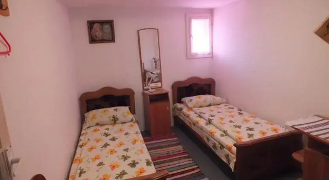 Pensiunea Adriana, Varaa Hotelli  