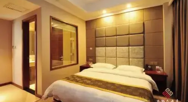 Yuecheng Hotel, Rezerwuj Hotel Hotele w Kunming z parkingiem, Parking
