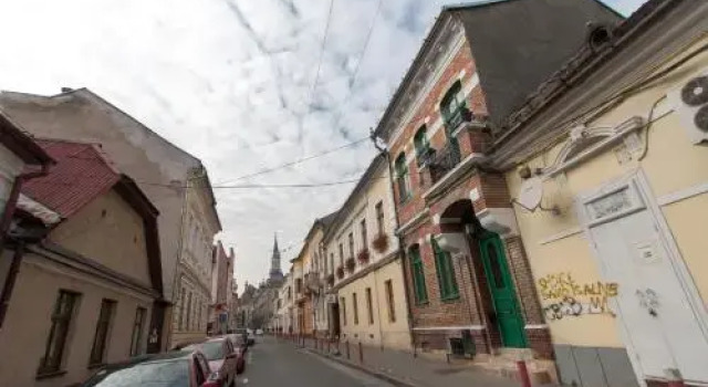 Camino Home, Забронировать Отель Отели Клуж-Напока 3 звезды, рядом с National Museum of Transylvanian History, 3*