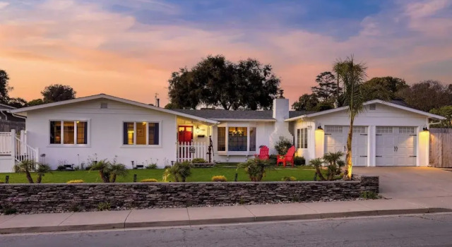Coastal Retreat With Hot Tub, Ocean Views & Backyard Fun Newport Oasis by Avantstay, Забронировать Дом для отпуска Пизмо-Бич Pismo Beach and Vicinity, рядом с Парк Рамона-Гарден