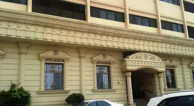 Al Barraq Hotel