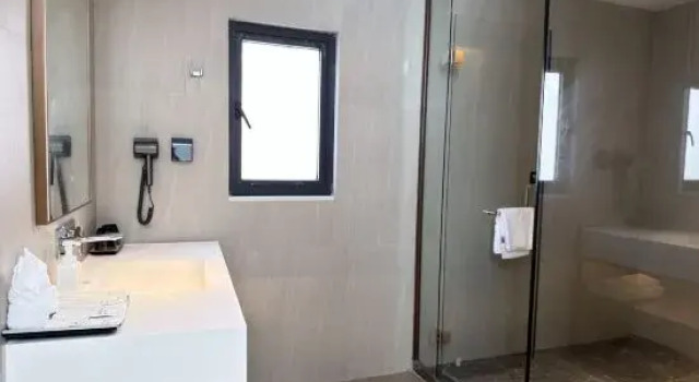 Люкс Deluxe Lavande Hotel (Quanzhou Strait Sports Center Zhongjun World City Branch)