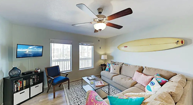 New Listing! Updated : Pool, 1 Block To Beach 2 Bedroom Condo, Rezerwuj Apartament Padre Island 