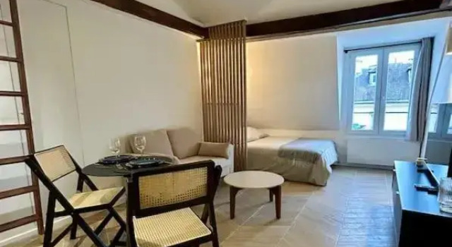 Marais Charming Paris Centre - MY Paris Room, Забронировать Отель Париж Иль-де-Франс, рядом с Станция метро Rambuteau