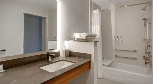Четырёхместный номер Standard Fairfield Inn & Suites by Marriott Lancaster Palmdale