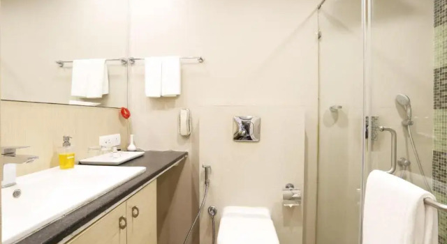 Номер Deluxe Sarovar Portico Outer Ring Road Bengaluru