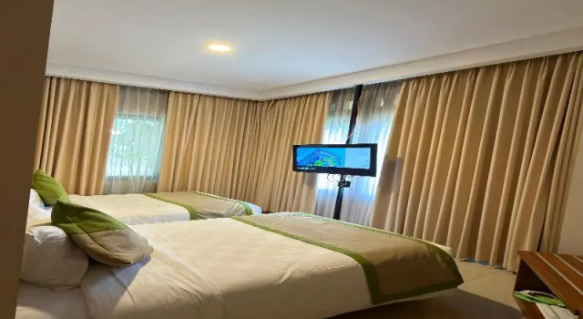 Двухместный люкс Wyndham Garden Yogyakarta Conference Hotel & Action Park