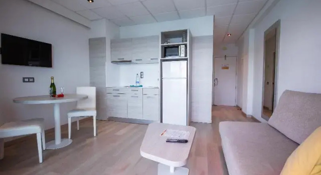 Апартаменты с балконом Servatur Green Beach