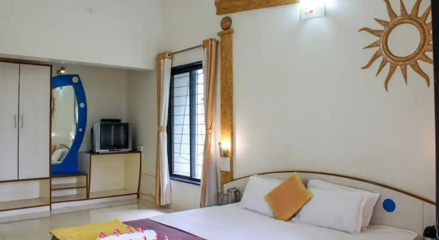 V Resorts Anandvan Wai, Забронировать Отель Отели штата Махараштры 3 звезды, 3*