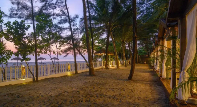 Deluxe Kahden hengen huone merinäköala Larisa Resort, Morjim