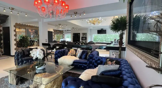 Вилла с видом на бассейн Art Pool Villa