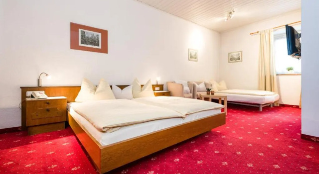 Hotel Goldener Hirsch