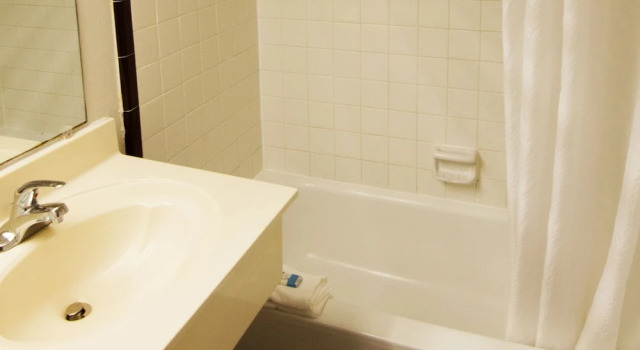Номер Standard с балконом и с красивым видом из окна Ocean Inn